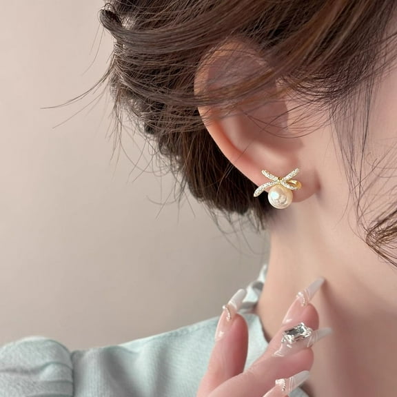 EKE Women’s Earrings Retro Vintage Elegant Design Lightweight Fashion Jewelry for Daily and Formal Wear