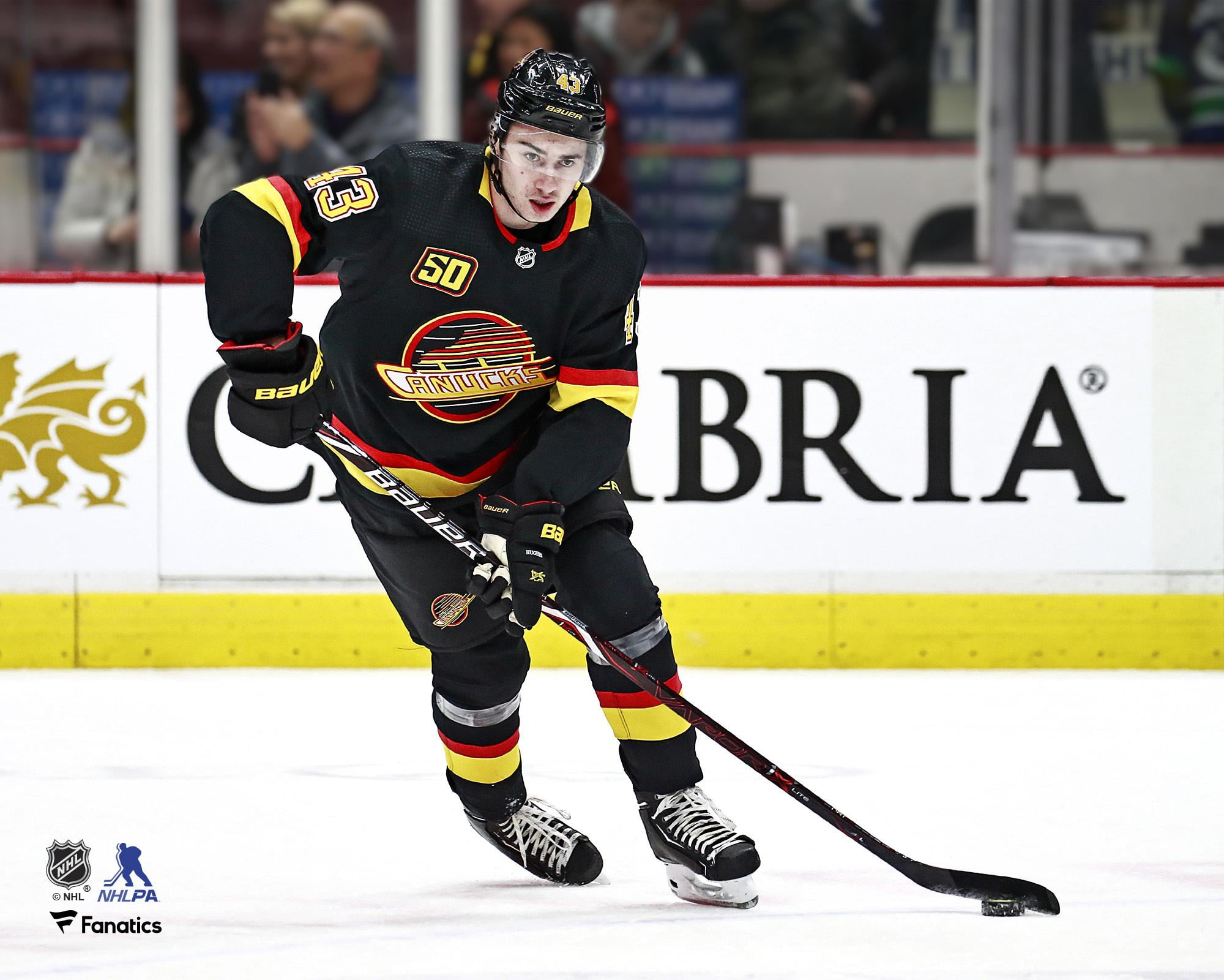 canucks black jersey