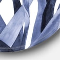 thumbnail image 3 of Designart 'Close Up Navy Blue Agave Leaves' Traditional Circle Metal Wall Art 29x29 - Disc of 29, 3 of 5