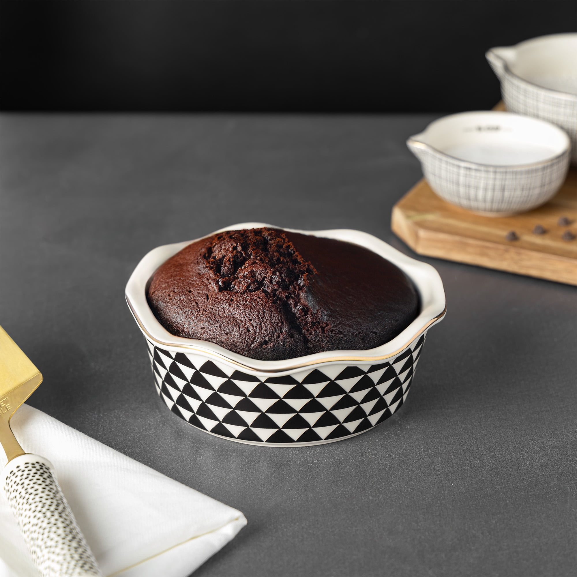 Thyme & Table 6" Mini Pie Pan Ceramic Non-Stick - Medallion