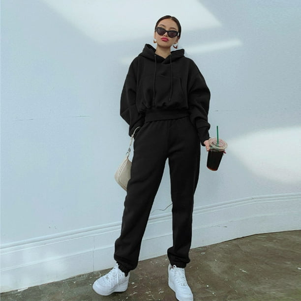 Fashion Clothing Women Sports Wear with Hoodies and Straight Leg Sweatpants  - China Sports Wear and Women Clothing price