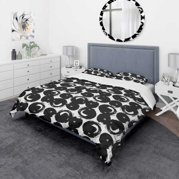 Designart 'Hand Painted Black Circles on White Background' Modern & Contemporary Duvet Cover Set