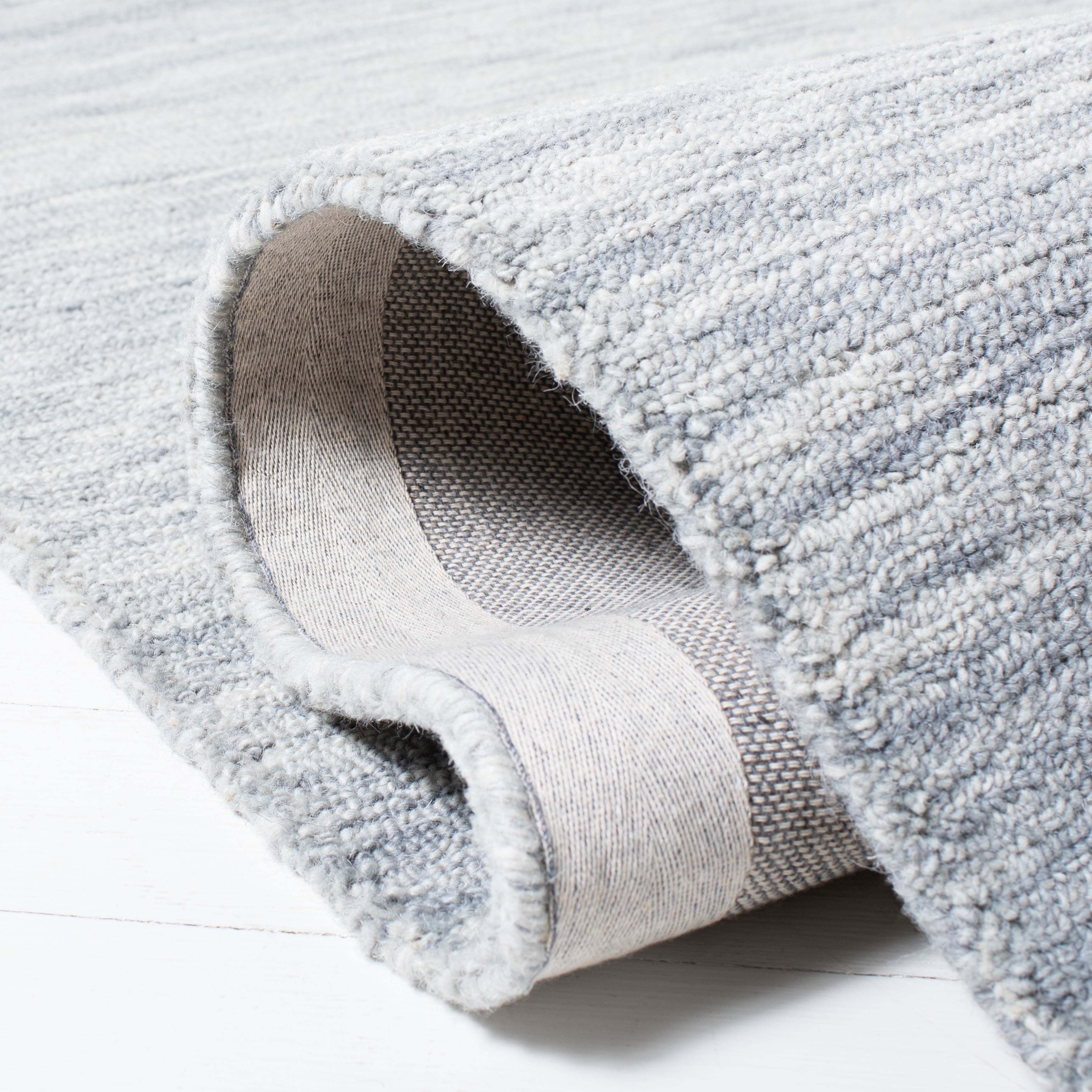 SAFAVIEH Metro Jaymes Distressed Area Rug, Light Grey, 8' x 10'