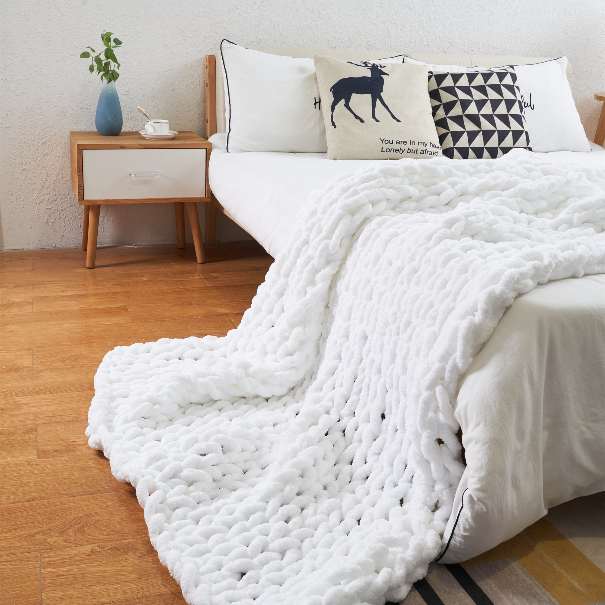 MODENNA Chunky Knit Throw Blanket Chenille, White, 50"x60"(Office Size