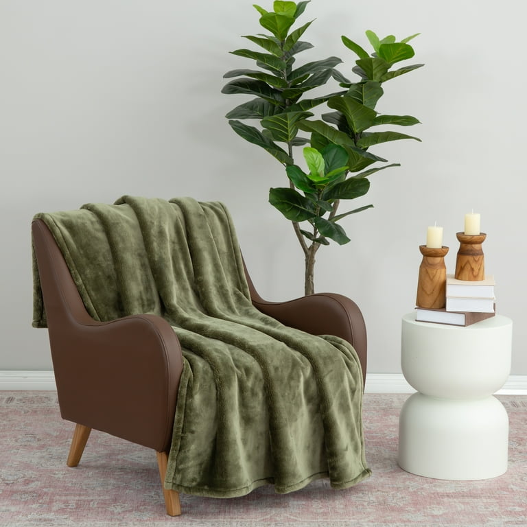 Ridgewood farms plush throw sale
