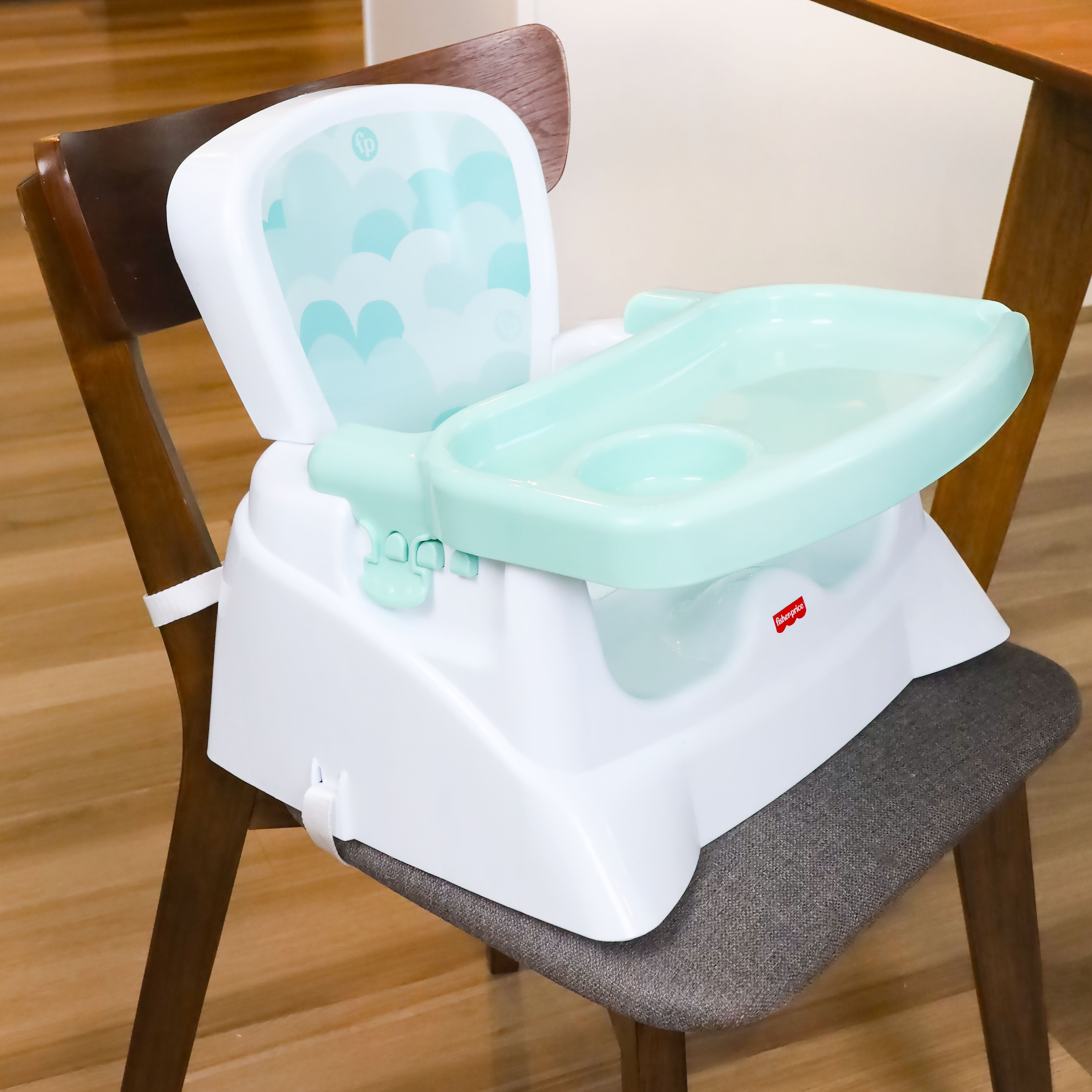 Fisher-Price Toddler Feeding Booster Seat with Adjustable Tray for Ages 1 and up