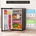 thumbnail image 3 of IdealHouse Mini-Frigo avec Congélateur, Réfrigérateur Compact avec Thermostat Réglable, Tablettes en Verre Amovibles et Porte Réversible, Idéal pour la Chambre, le Dortoir et le Bureau, 3 of 6