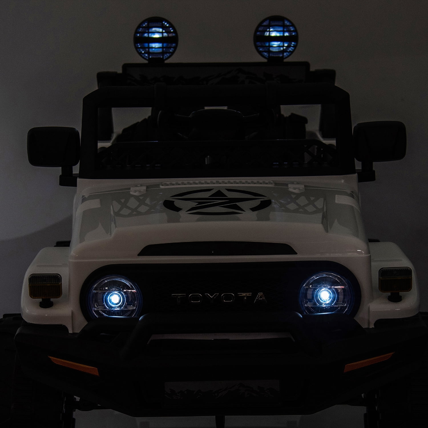 CIPACHO Licensed TOYOTA FJ Cruiser 12V Powered Ride On Car 2.4G with Parents Remote Control, Electric Car for Kids, White CIPACHO Licensed TOYOTA FJ Cruiser 12V Powered Ride On Car 2.4G with Parents Remote Control, Electric Car for Kids, White