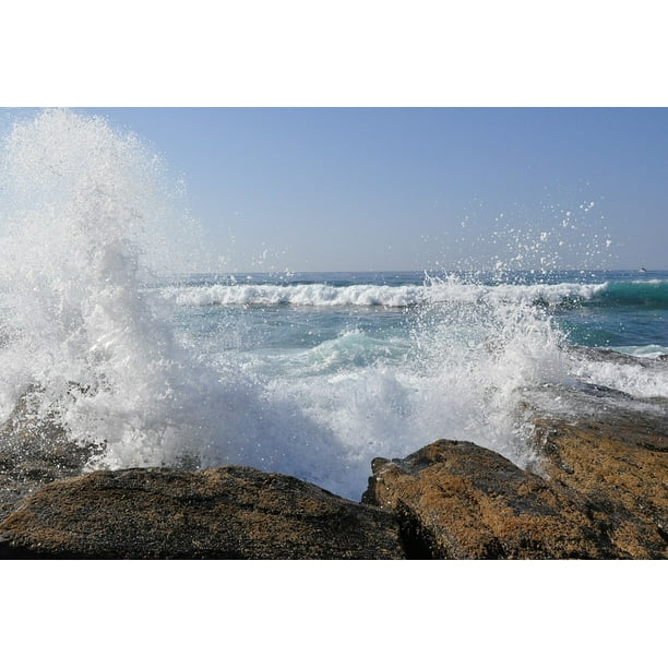 Spray Ocean Water Foam Coast Sea Water Rock Surf20 Inch