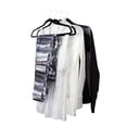 thumbnail image 3 of Set De 30 Ganchos De Ropa Terciopelo Antideslizantes, 3 of 5