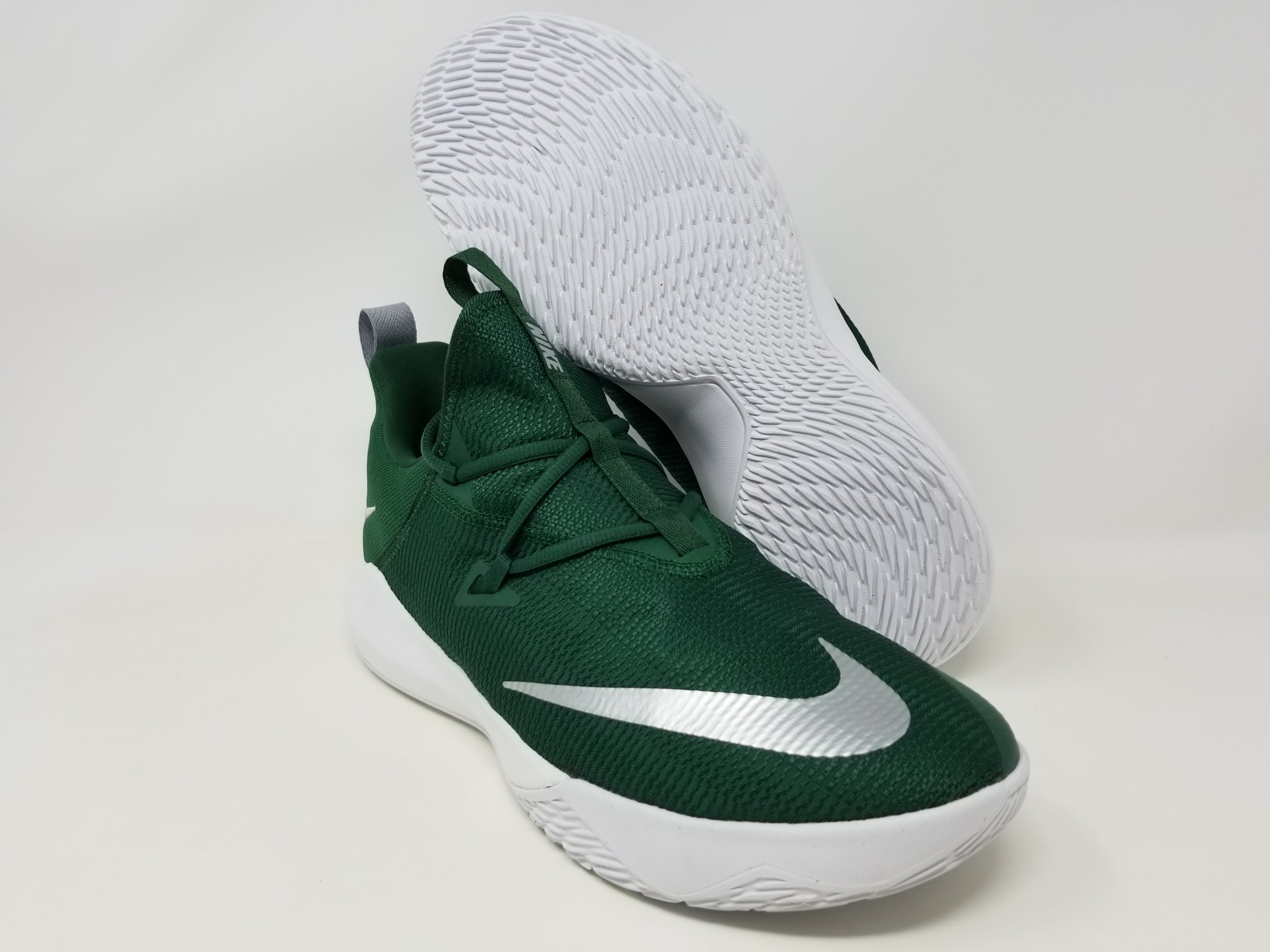 Nike Men's Zoom Shift 2 TB Basketball Shoes, Green/Silver, 15 D(M) US ماسح ضوئي سريع