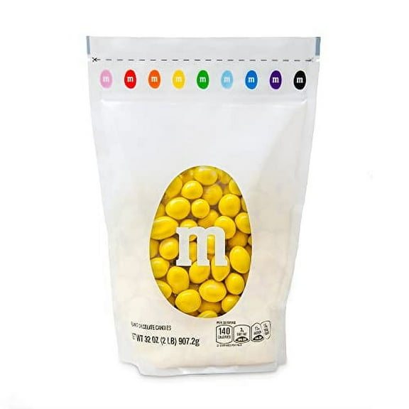 M&M'S WORLD Yellow Peanut M&Mâ€™s chocolate candy 2 lb bag â€“ bright snack for birthdays, buffets, celebrations, desserts, gifts, gatherings, or cheerful table display