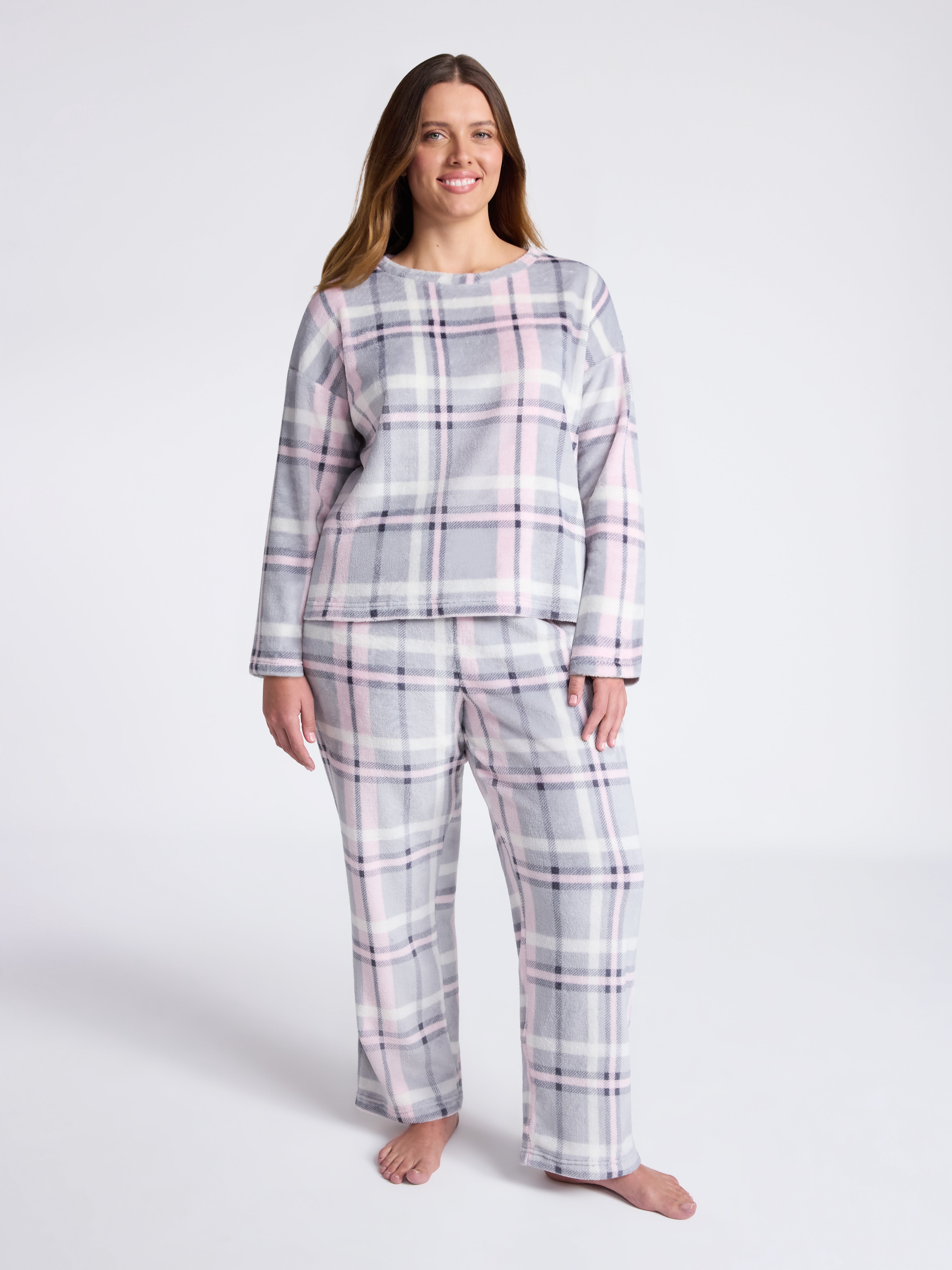 Joyspun Women's Folded Giftable Plush Long Sleeve Top and Pants Pajamas Set, 2-Piece, Sizes S-3X