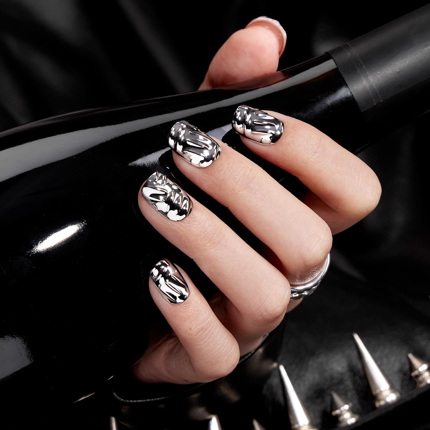 VSALON Press on Nails Short Square - Metallic Chrome 3D Sculpting Glue On Nails, Halloween Reusable Opaque Fake Nails with Quick Dry Glue, Protector Oil - 32 PCS Stick On Nails in 16 Sizes (Armor)