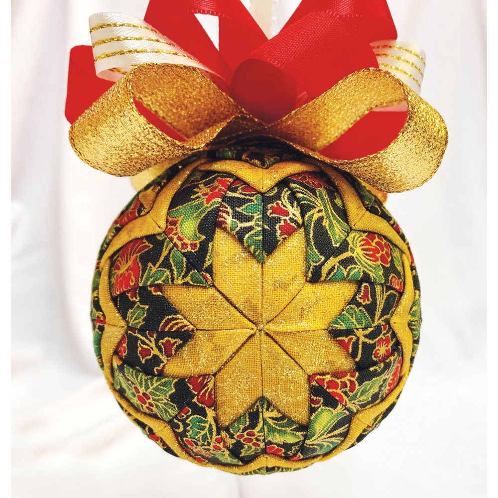 Quilt Magic Christmas Elegance Quilted Ornament