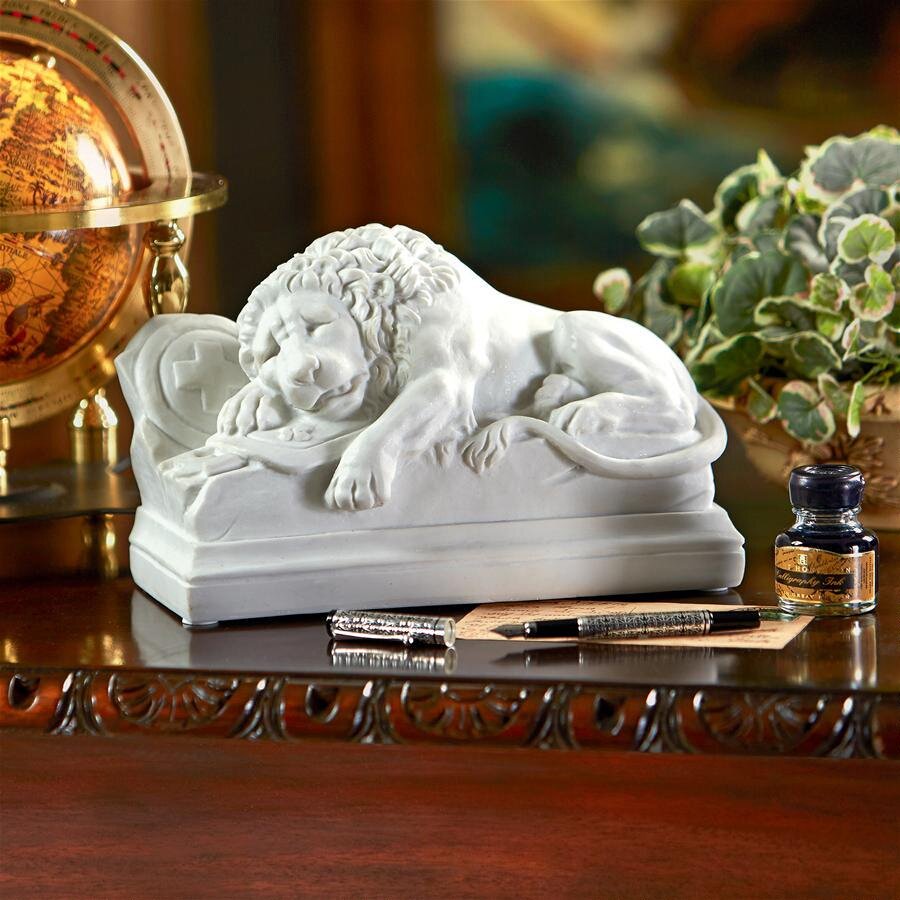 Design Toscano Lion of Lucerne (18201821), Bonded Marble Resin Statue