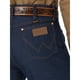 thumbnail image 3 of Vaqueros Wrangler 13MWZ de corte vaquero original para hombre, 3 of 4