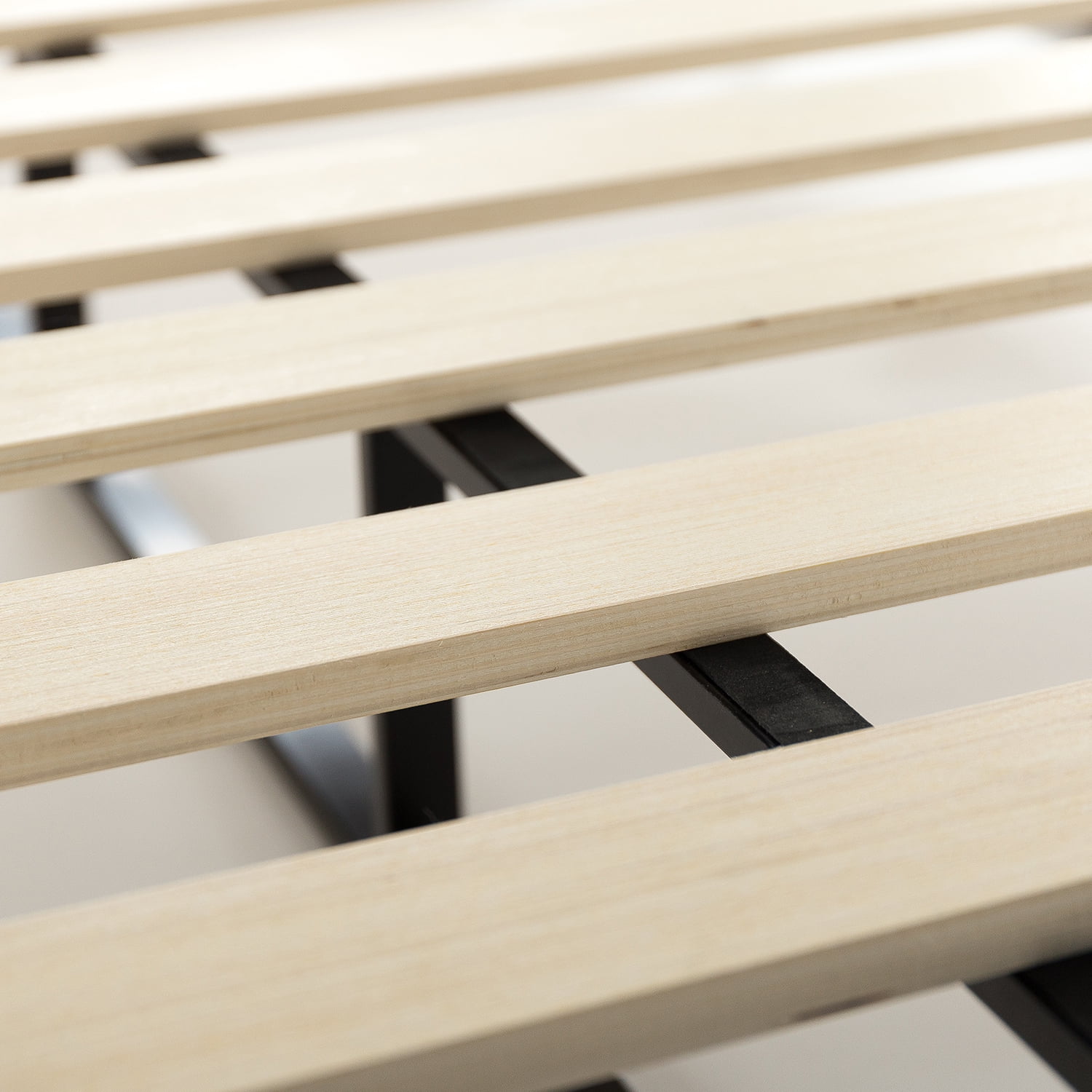 Zinus 7.5" Metal Box Spring with Wood Slats, Mattress Foundation, King