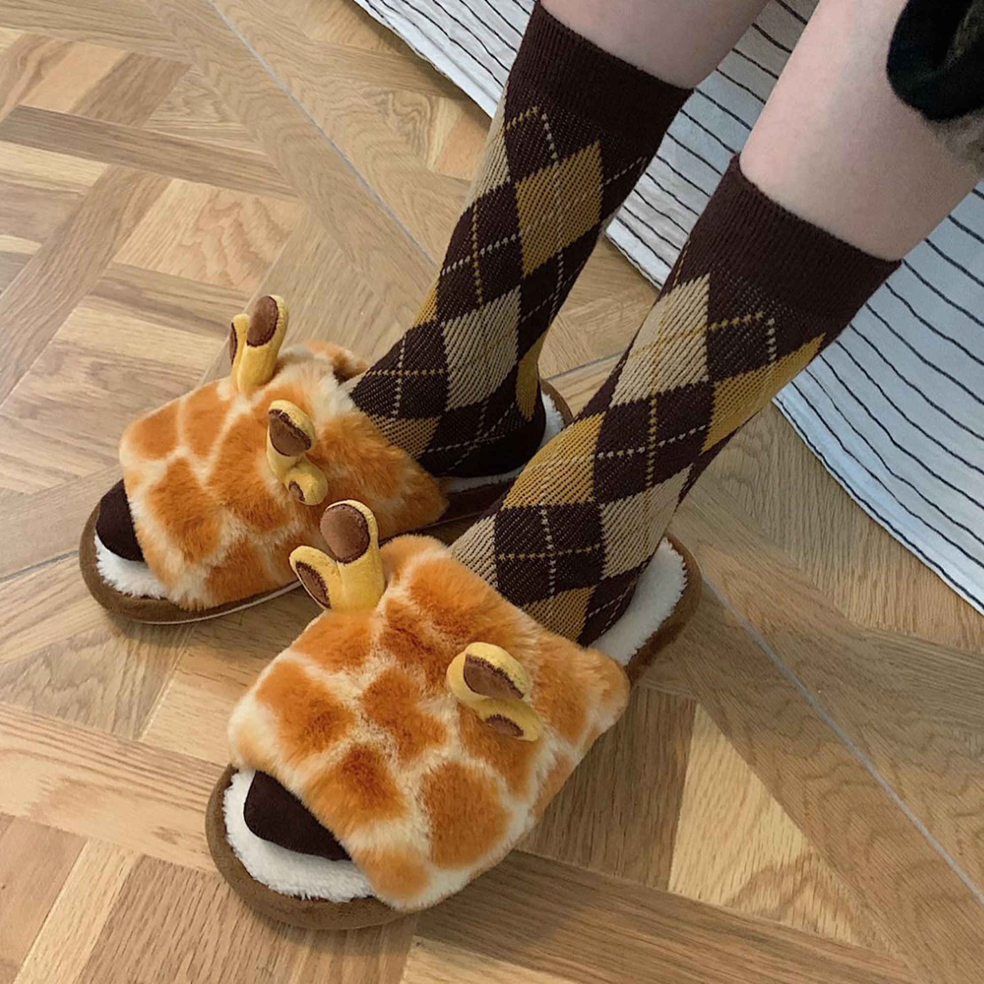 Giraffe Slippers for Women, Cute Plush 3D Giraffe