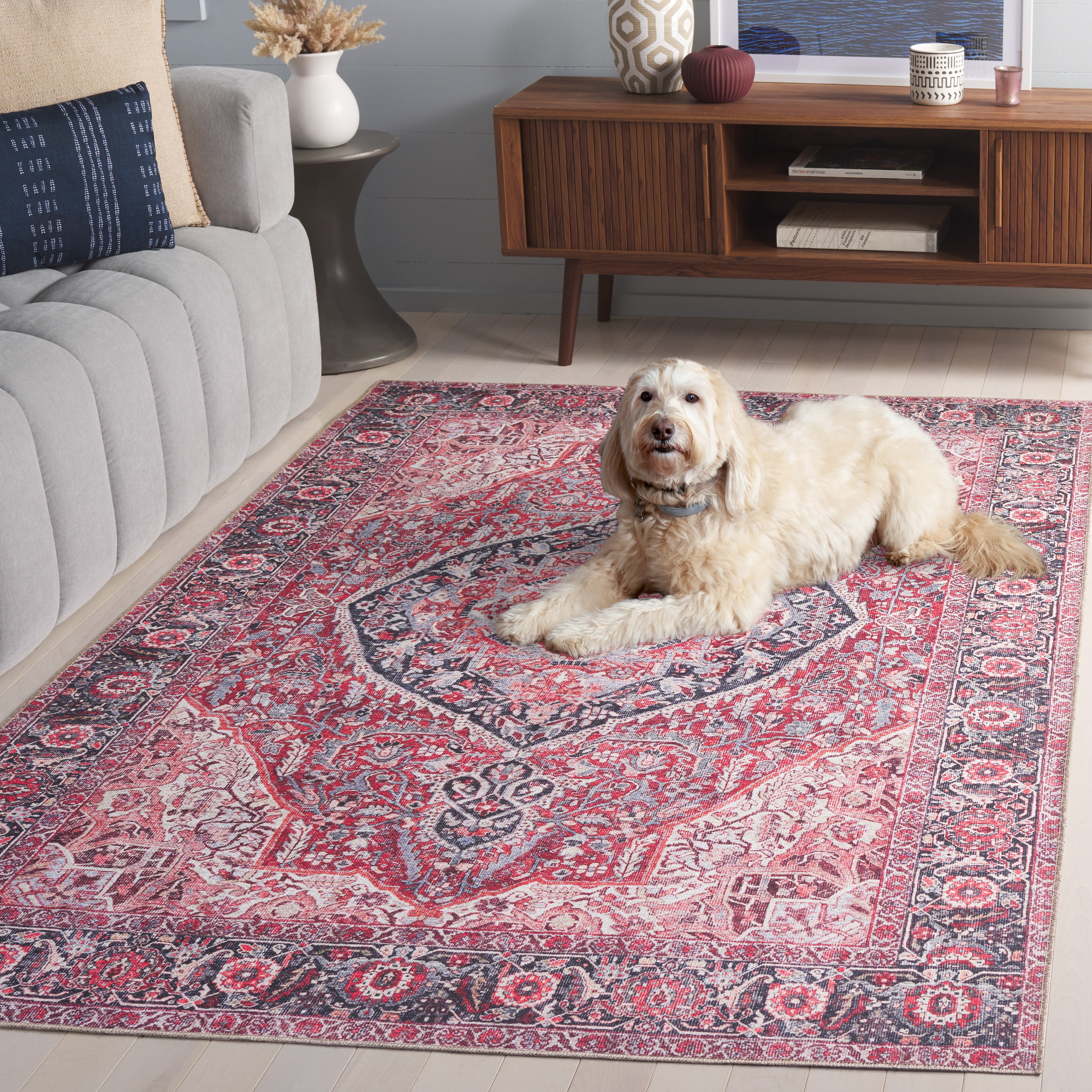 SAFAVIEH Vintage Serapi Zander Medallion Machine Washable Area Rug, Pink/Blue, 5'1" x 7'6"
