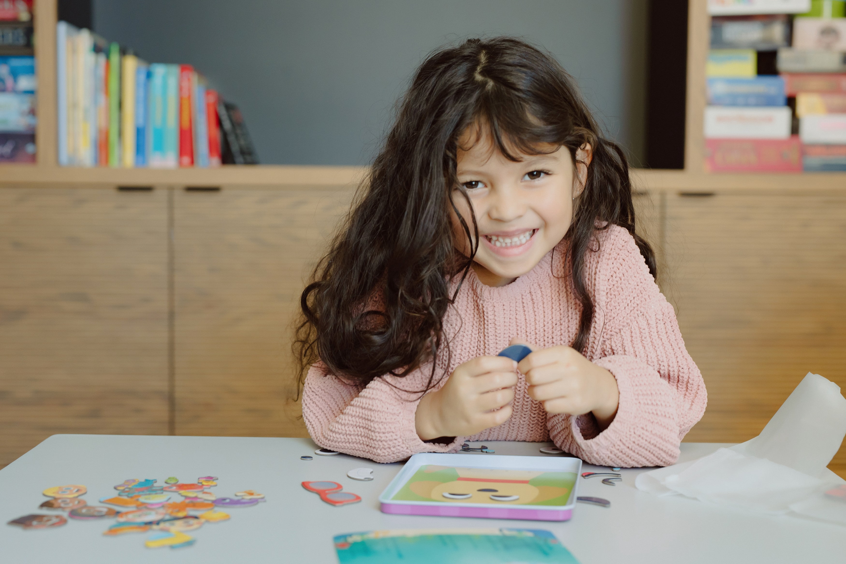 Chuckle & Roar Magnetic Create & Play for Children Ages 4+ by Buffalo Games
