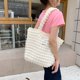 thumbnail image 2 of Bolso de hombro estilo occidental con diseño de nubes y flores, bolso de lona sencillo para estudiantes, bolso de mujer de gran capacidad, 2 of 6