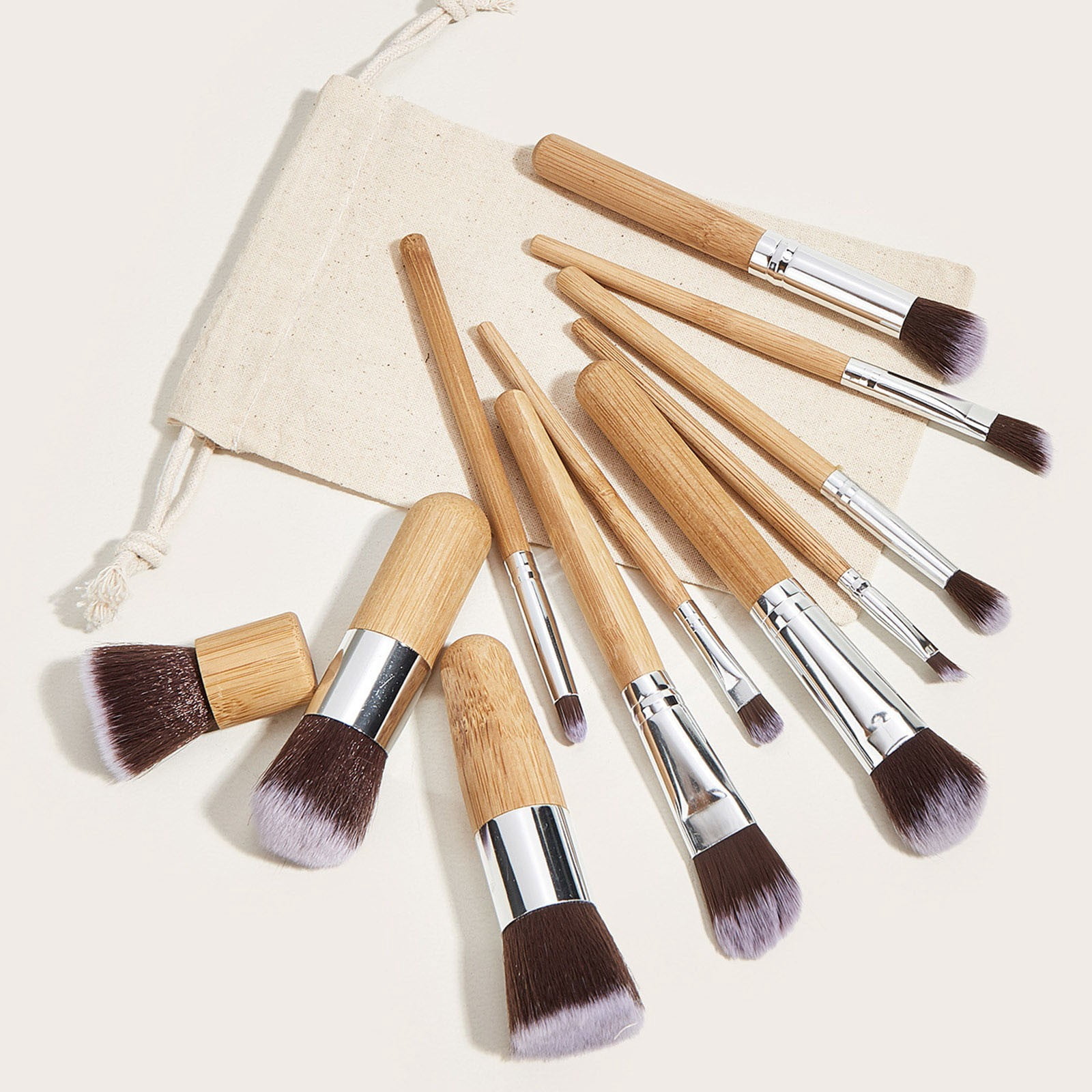 Beautify Store Vanity Hair Stencils Foundation Makeup Brush Flat Top for Face en Girls Merchandise Concealer Brush under Eye Lipstick Brush Makeup Brushes Cute Foundation Makeup Brushes Makeup Plate