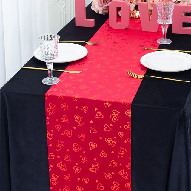 February 14 Festive Tablecloth Printed Tablecloth Rectangular Dining Tablecloth Heart-Shaped Table Flag Decorations