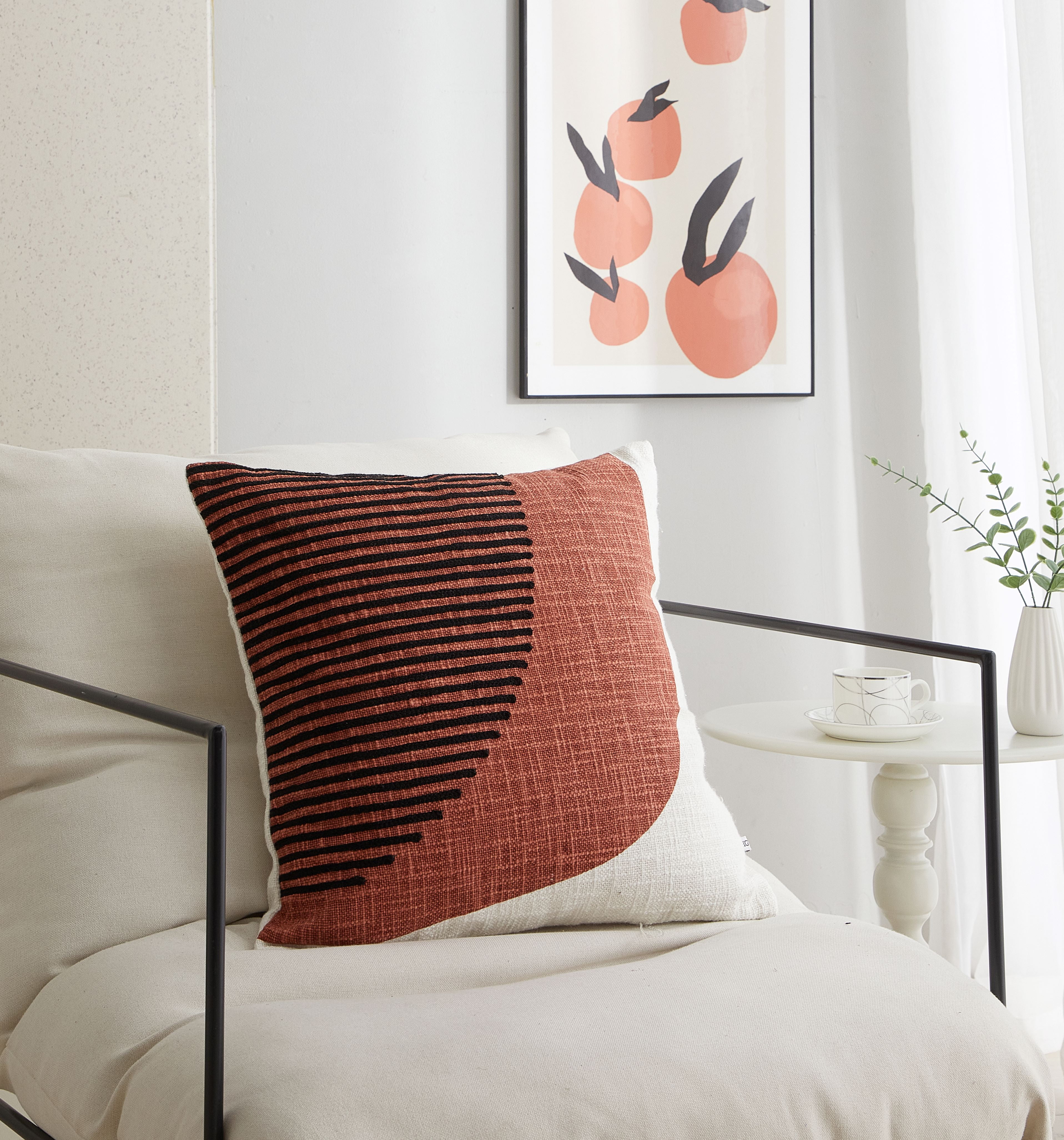 (2 pack) Mainstays Curved Geo Decorative Pillow for Adults, 18" x 18" Red