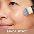 thumbnail image 2 of Base No7 Lift & Luminate de triple acción, sándalo, 30 ml, 2 of 7