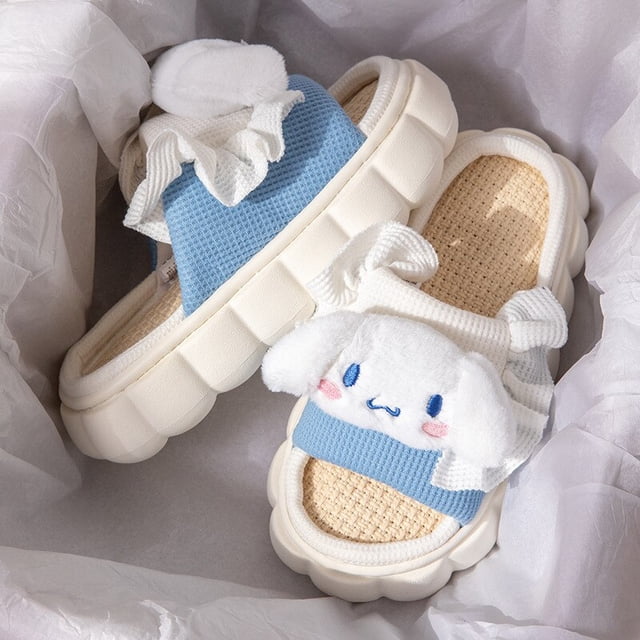 Sanrio-Zapatillas de casa de Hello Kitty Kuromi para mujer, zapatos antideslizantes de Interior para las cuatro estaciones, cómodos y transpirables con dibujos animados