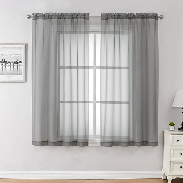 Chyhomenyc Cortinas transparentes de color gris carbón de 45 pulgadas de largo, 2 paneles con filtrado de luz, elegantes, ligeras, suaves, con bolsillos para barra, cortinas para ventana pequeña, baño