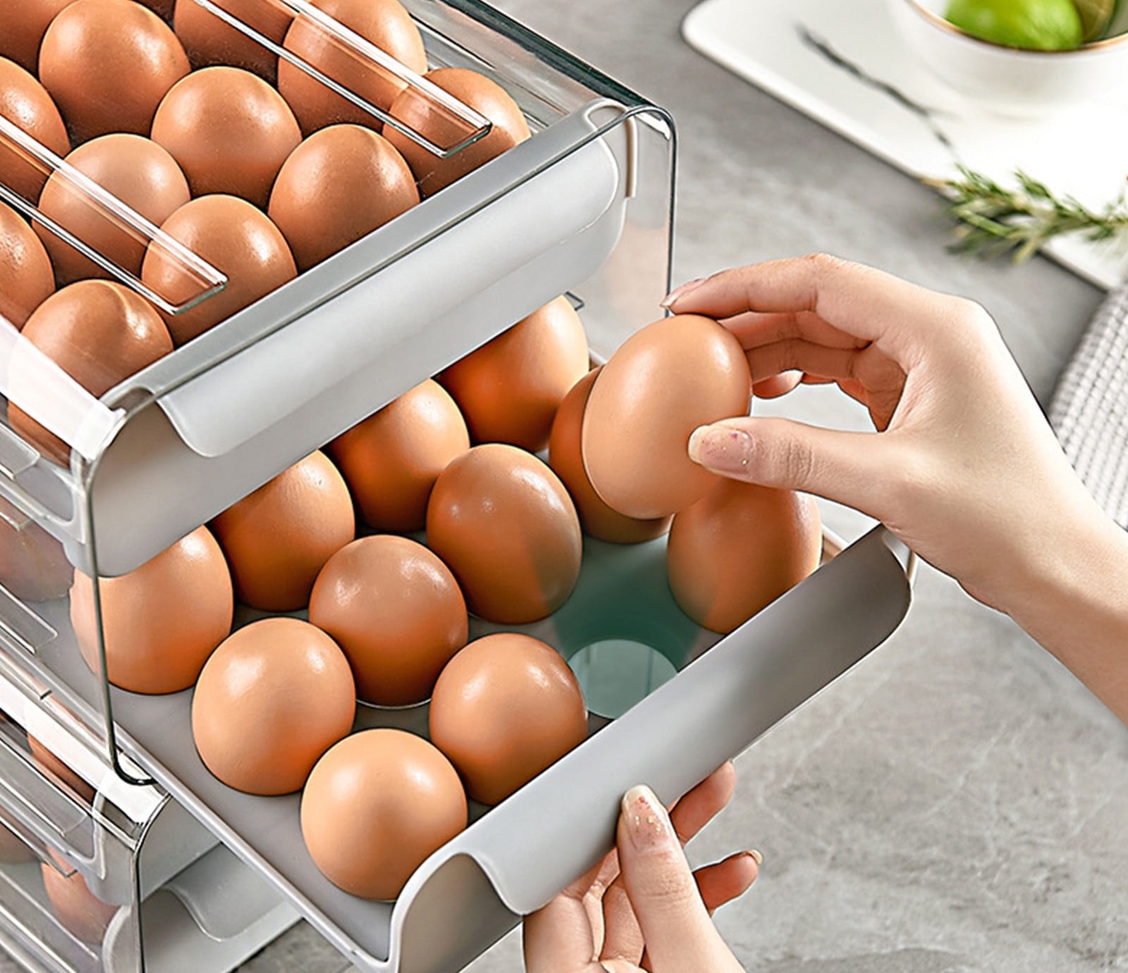 Tuphregyow Totally Kitchen Egg Holder for Refrigerator, Fridge Organizers And Storage Clear,Eggs Tray Bins Plastic Storage Containers With Lid & Handles