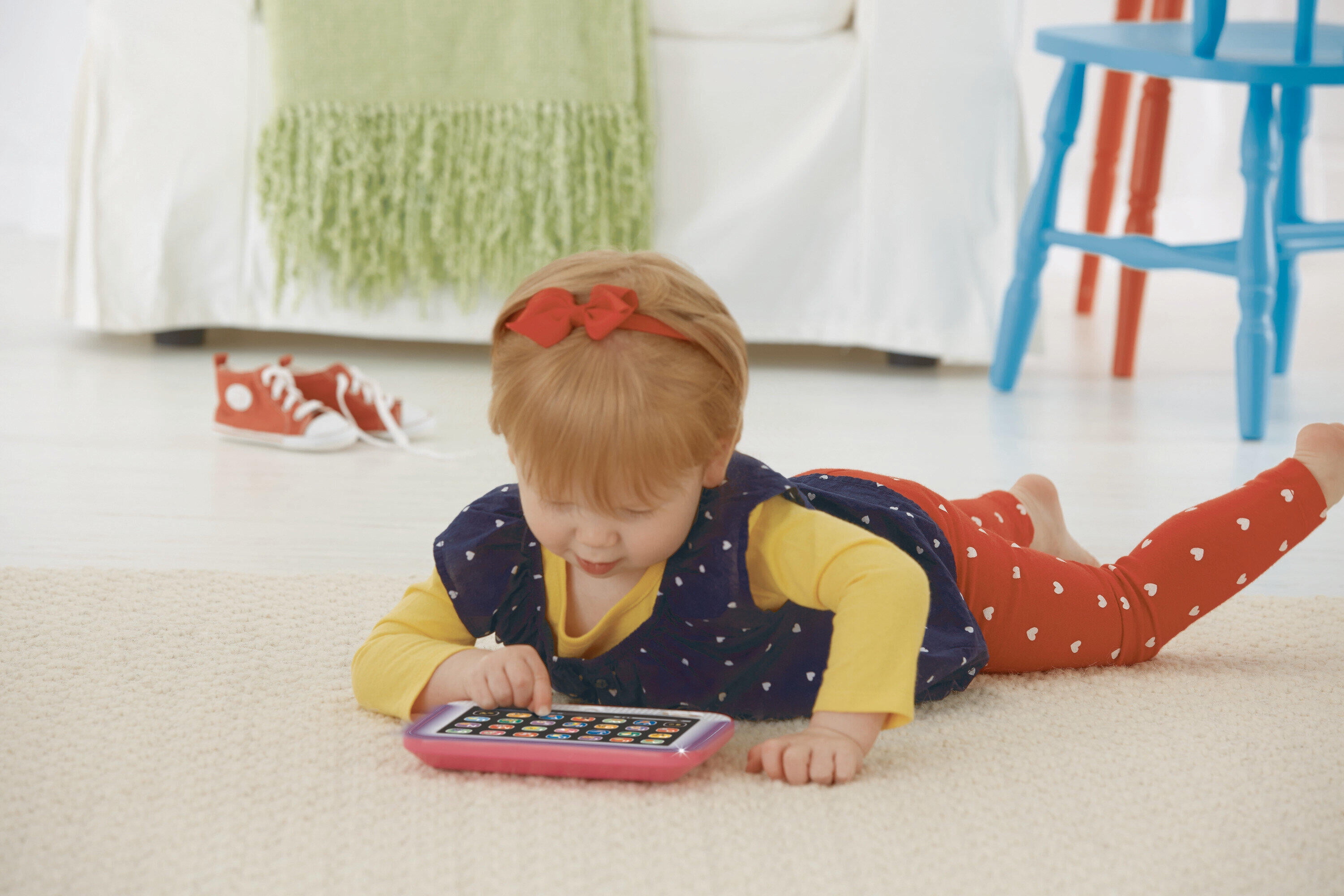 Fisher-Price Pretend Tablet Learning Toy with Lights and Music, Baby and Toddler Toy, Pink