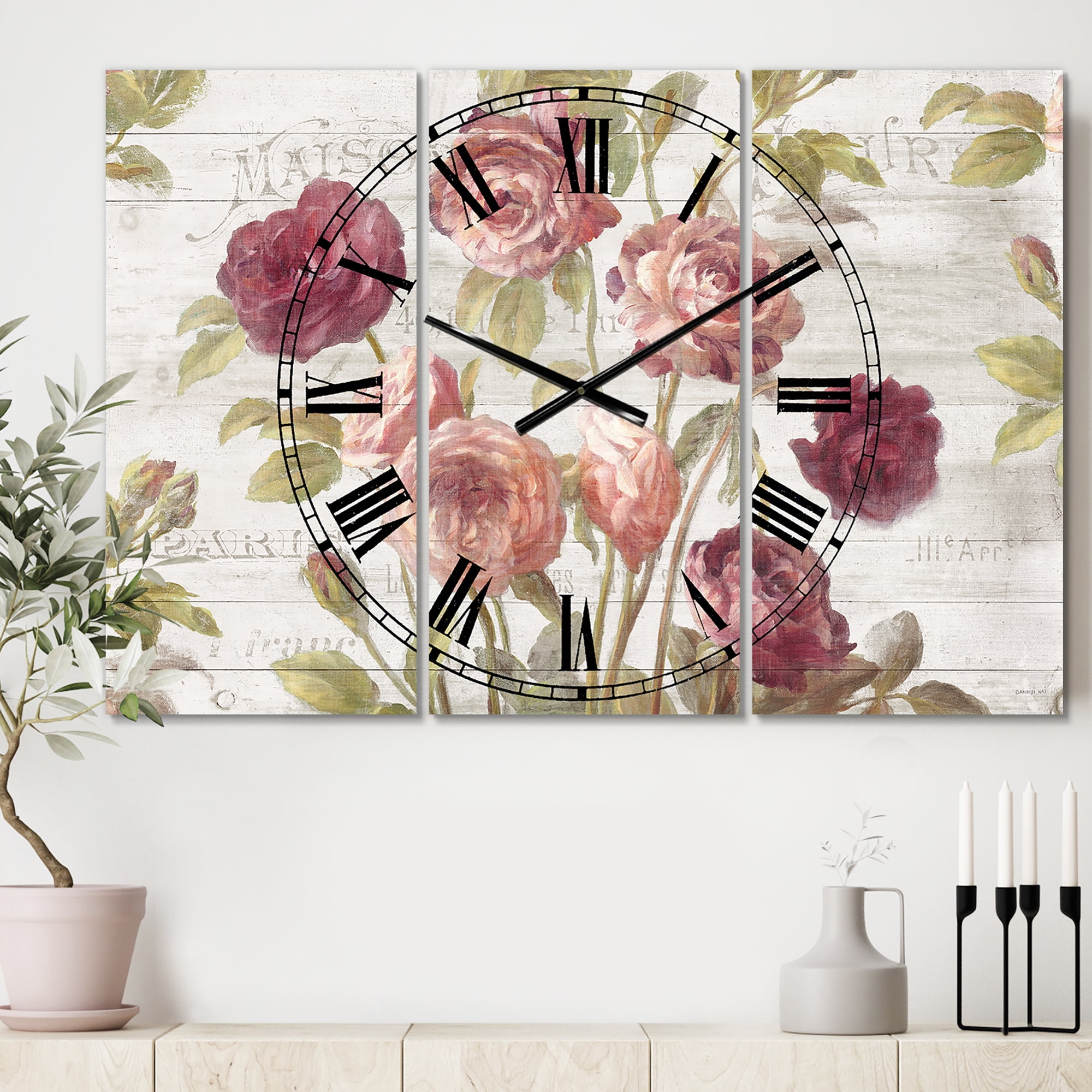 Designart 'French Roses I' Farmhouse wall clock