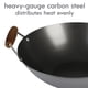 thumbnail image 4 of Wok de acero al carbono de fondo plano, 14 pulgadas, color negro, 4 of 7