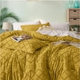 thumbnail image 3 of U by Bedsure Comforter Set, Boho Tufted Shabby Chic Bedding Comforter Set, 3 Pieces Vintage Farmhouse Bed Set for All Seasons, Soft Bedding Set with 2 Pillow Shams,Queen,Honey, 3 of 6