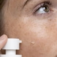 thumbnail image 2 of Corrector de Manchas Oscuras DIVINE SKIN LABORATORIES Frasco 30 ML, 2 of 4