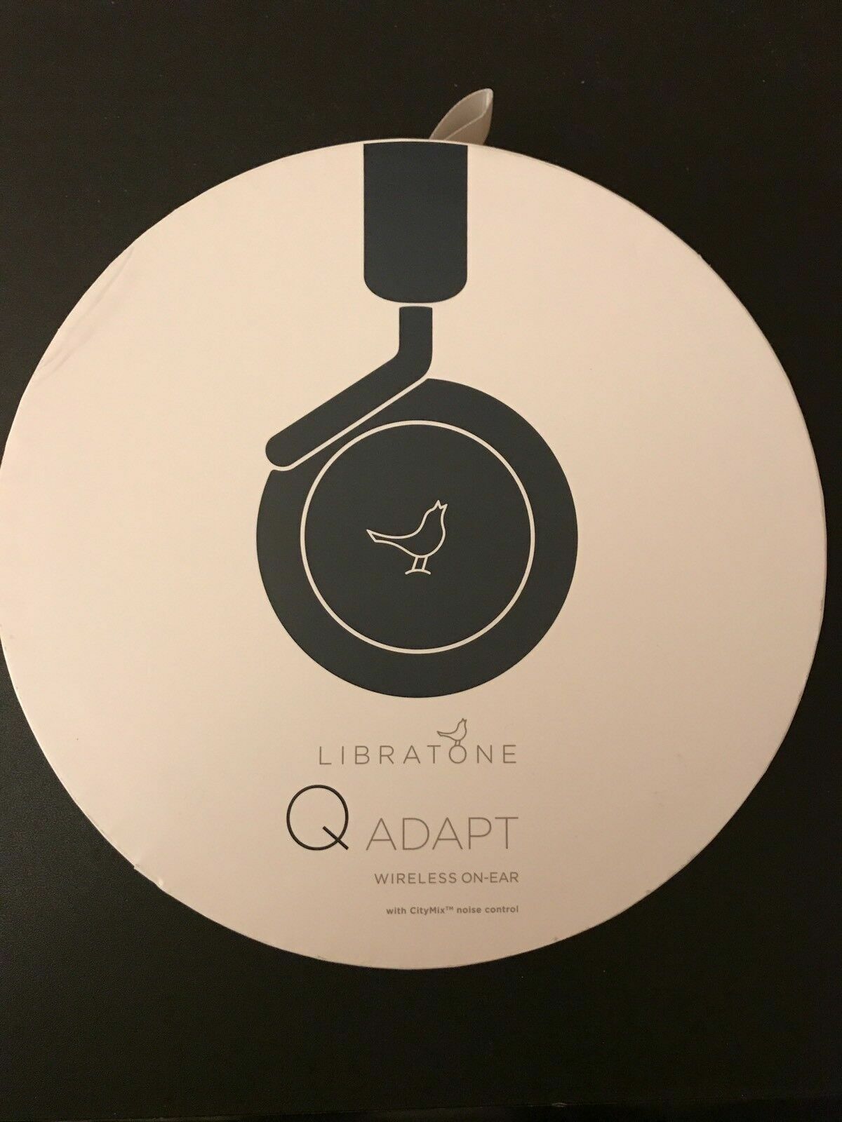 Libratone Q ADAPT WIRELESS ON-EAR STORM… Libratone Q Adapt Wireless On-Ear Active Noise Cancelling
