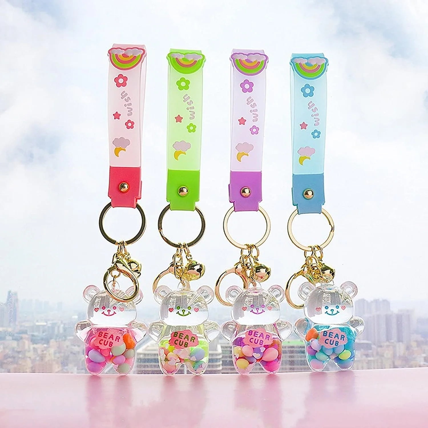 SPEEDYUNI Cute Bear Keychain | Aesthetic Liquid Floating Figure Lanyard Key  Chain Key Ring Holder for Bag Charms and Car Keys