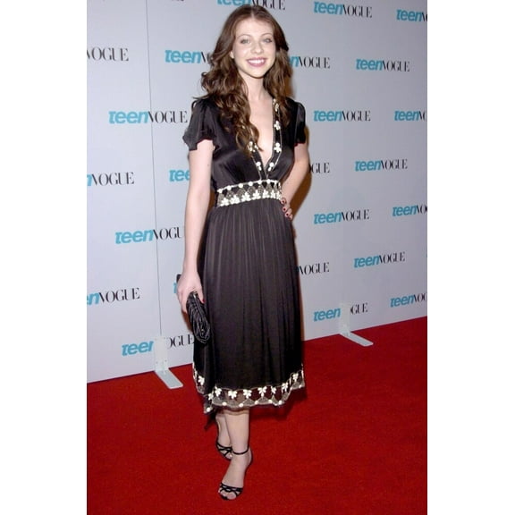 Michelle Trachtenberg At Arrivals For Teen Vogue Young Hollywood Issue Party, The Hollywood Roosevelt Hotel, Los Angeles, Ca, September 20, 2005. Photo By David LongendykeEverett Collection Celebrity