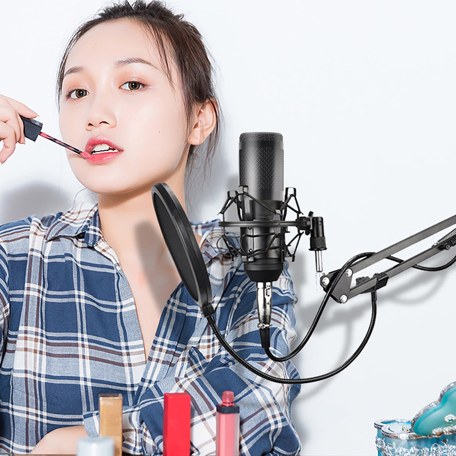 Blasgw BM800 Condenser Microphone USB Sound Card Set Bracket Blowout Proof Recording Live Game Karaoke Broadcasting Special Equipment Multifunctional Wired Microphone Black