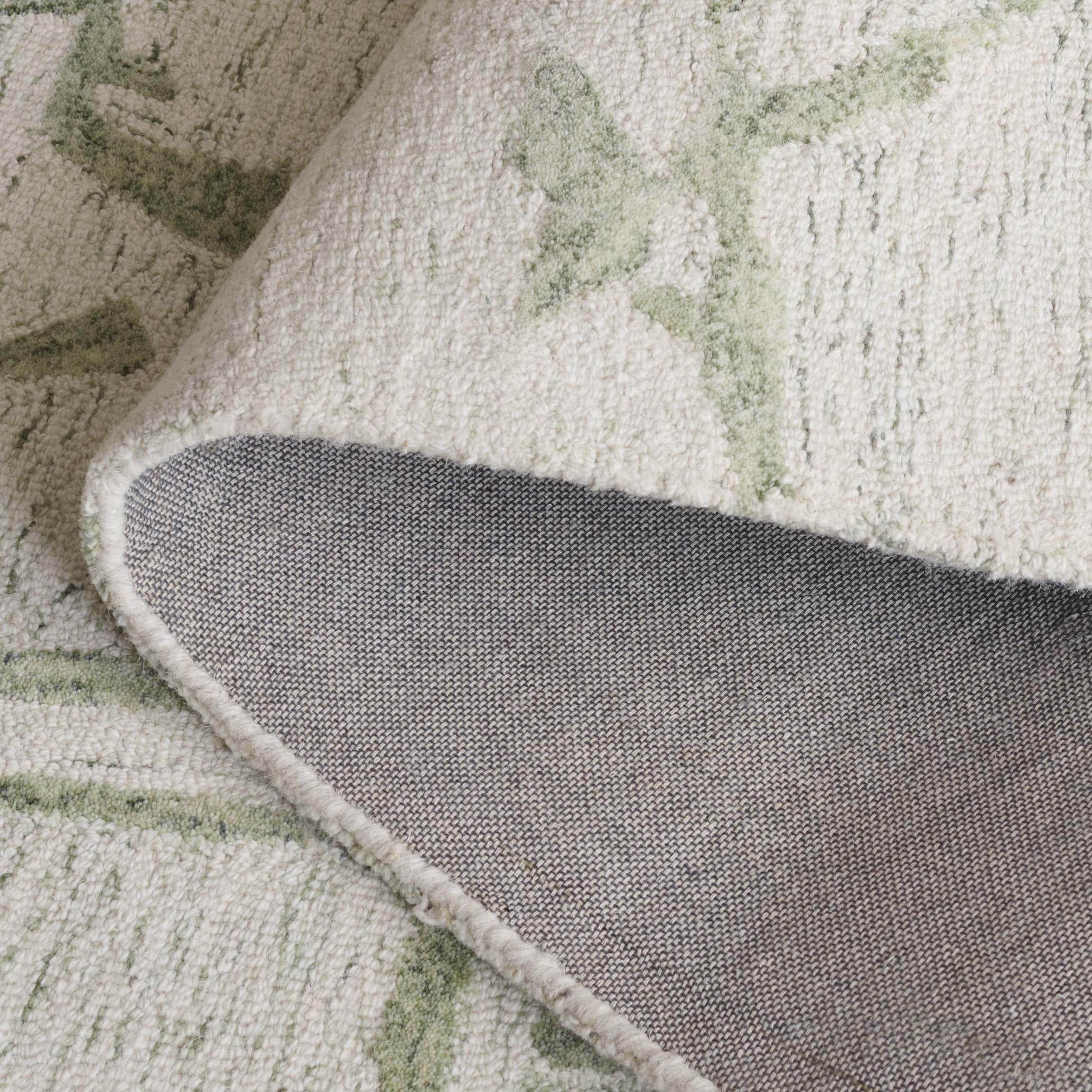 SAFAVIEH Ebony Wyatt Geometric Area Rug, Ivory/Light Green, 6' x 6' Square