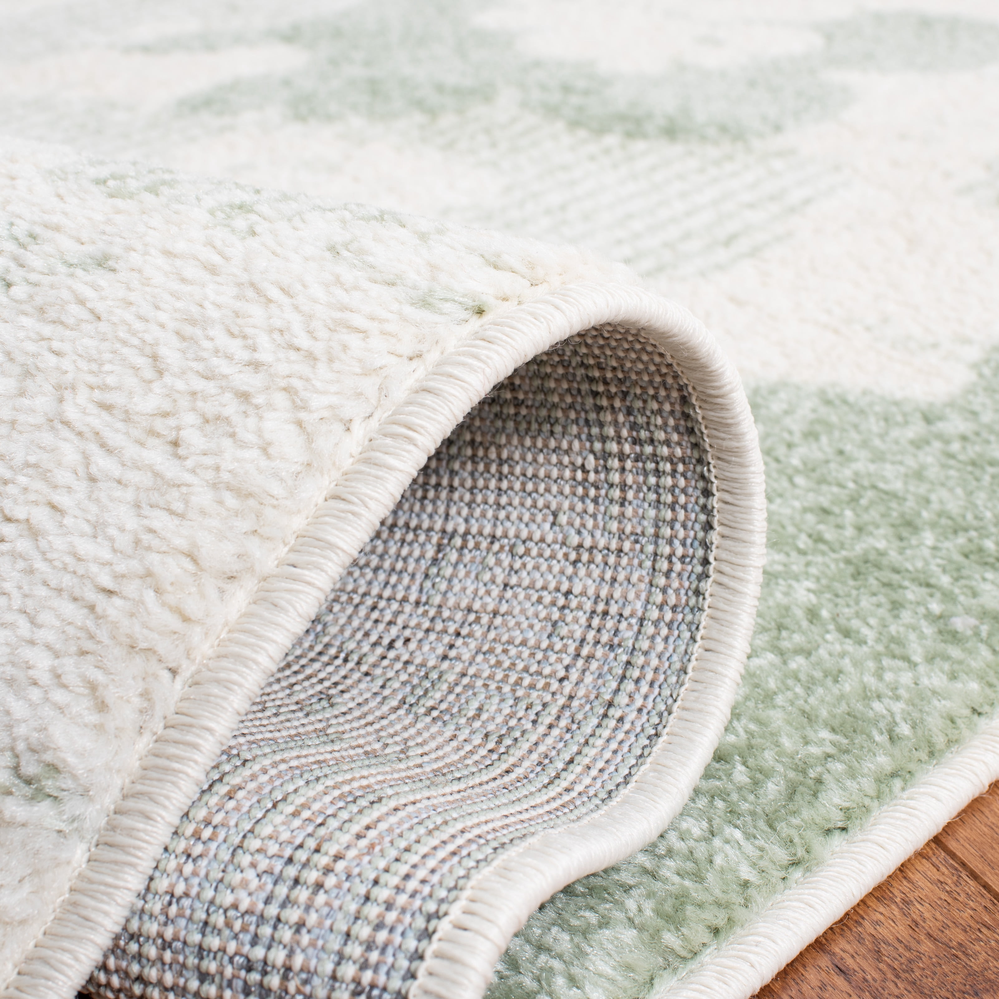 SAFAVIEH Adirondack Hortense Floral Area Rug, Ivory/Green, 4' x 4' Square