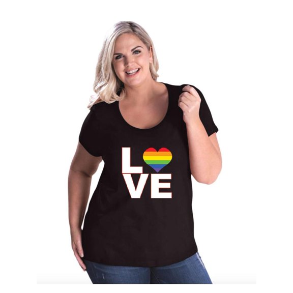 NIB - Women's Plus Size Curvy T-Shirt - Love Rainbow