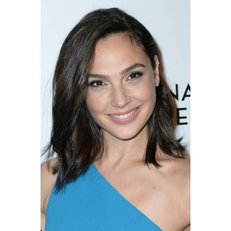New Street Collection Gal Gadot At Arrivals For The National Board Of Review Awards 2018 Cipriani 42Nd Street New York Ny January 9 2018 Photo By Kristin CallahanEverett Collection Celebrity ()