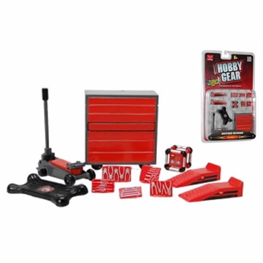Backyard Mechanic Plastic Kit 24th Scale Phoenix Toys
