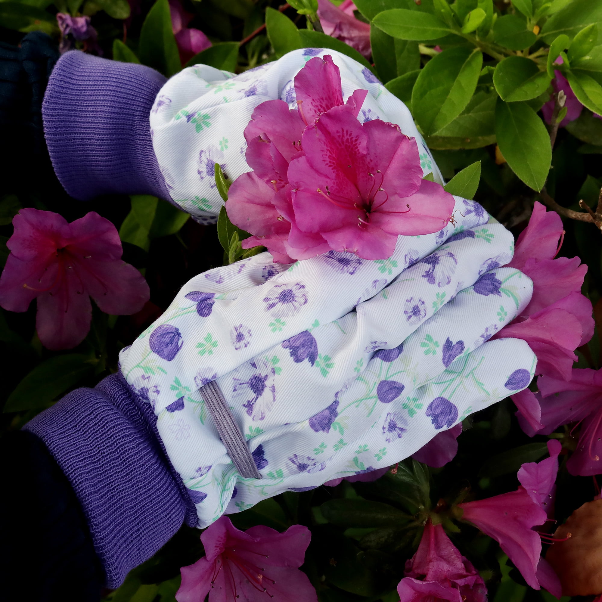Expert Gardener 3-Pack Garden Apparel Accessory Combo-Glove, Hat and Waist Bag, Size Fits Most, Purple And white Color