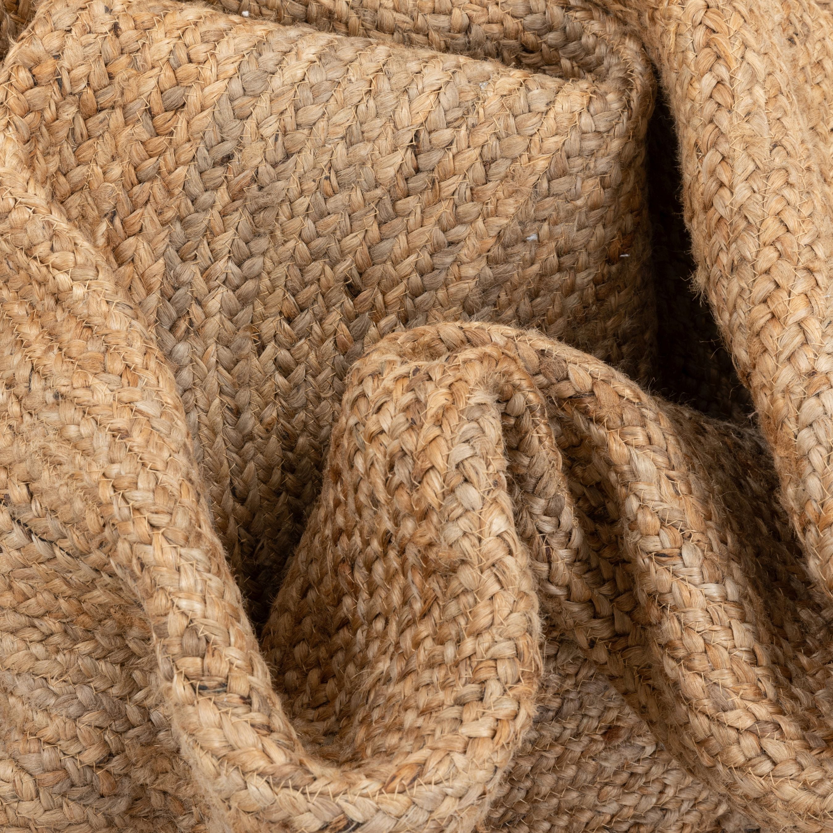 Well Woven Brielle Larissa Farmhouse Solid Pattern Natural Color Hand-Braided Basket Weave Jute 4' Round Area Rug