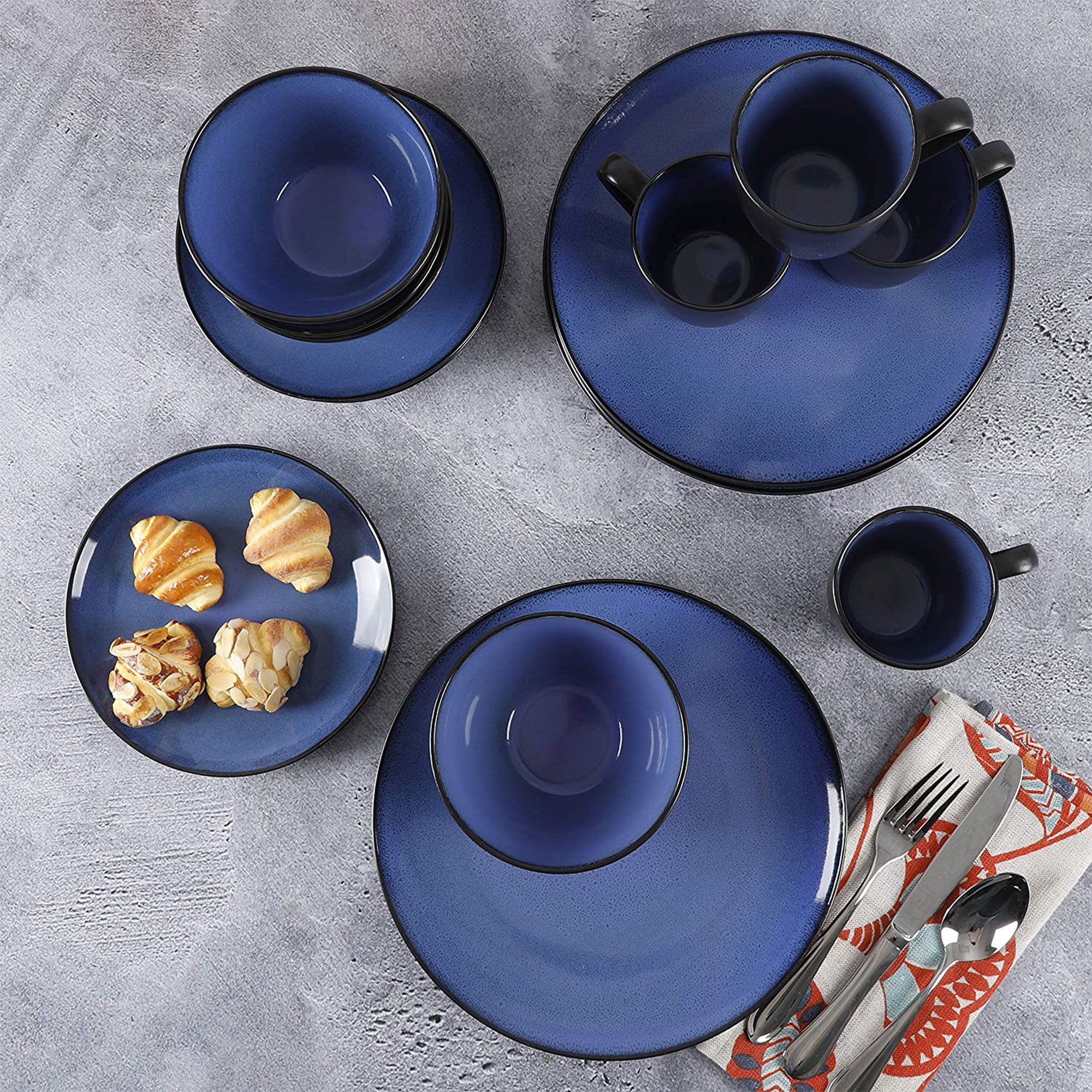 Gibson Soho Lounge 16 Piece Round Glaze Dinnerware Plates, Bowls, Mug, Blue
